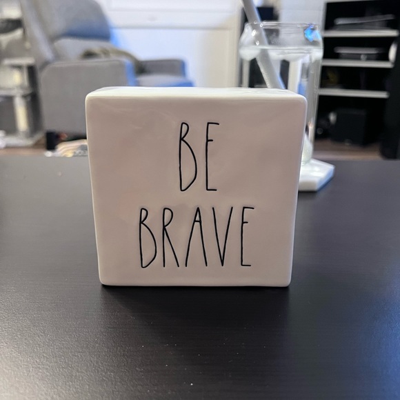 Rae Dunn Block Magenta Artisan collection - Picture 2 of 3